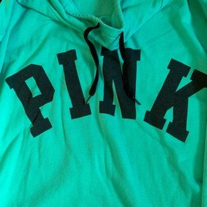 Cropped VS pink sweatshirt